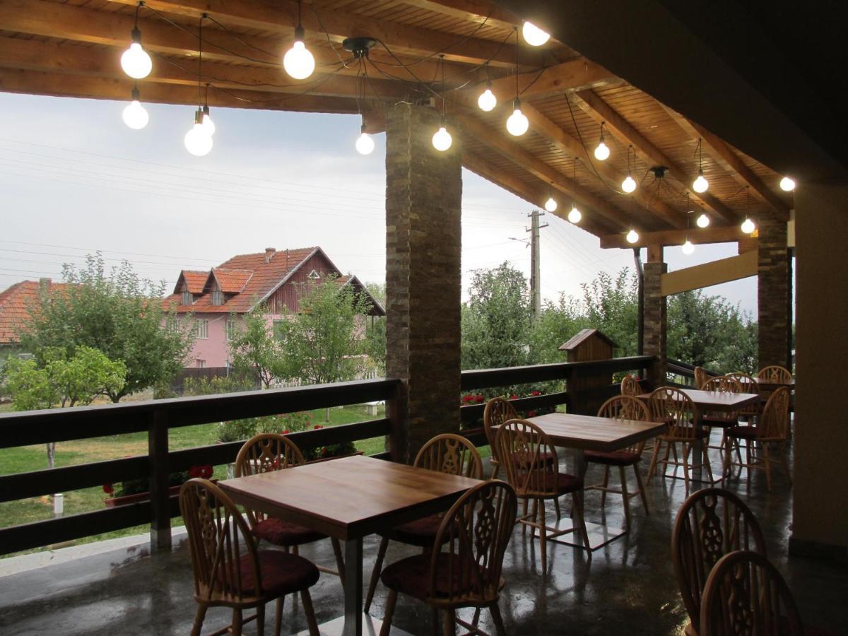 Nut House Retezat Hotel Nucsoara  Exterior photo